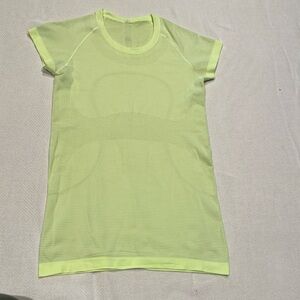 Lululemon short sleeve